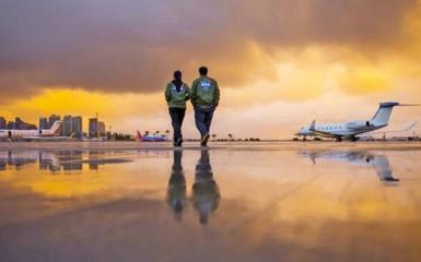 《我們的侶行》 豆瓣9.7分，用生命見證愛與勇氣的婚紗照