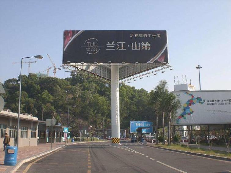 不同戶外廣告價格相差甚遠(yuǎn),哪個適合你?
